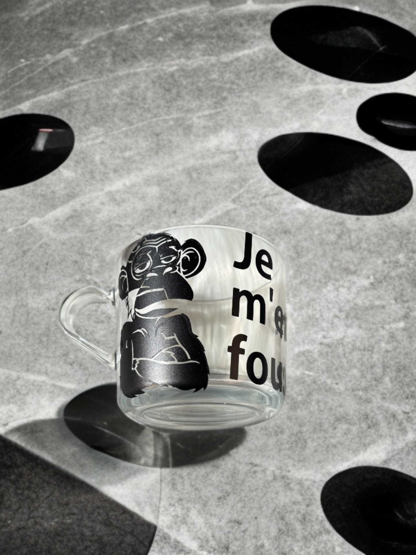 Tasse en verre “Je m’en fous”